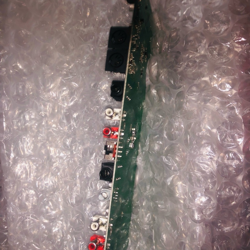 Native Instruments Traktor S4 MK1 Connector Board Replacement - Picture 9 of 9